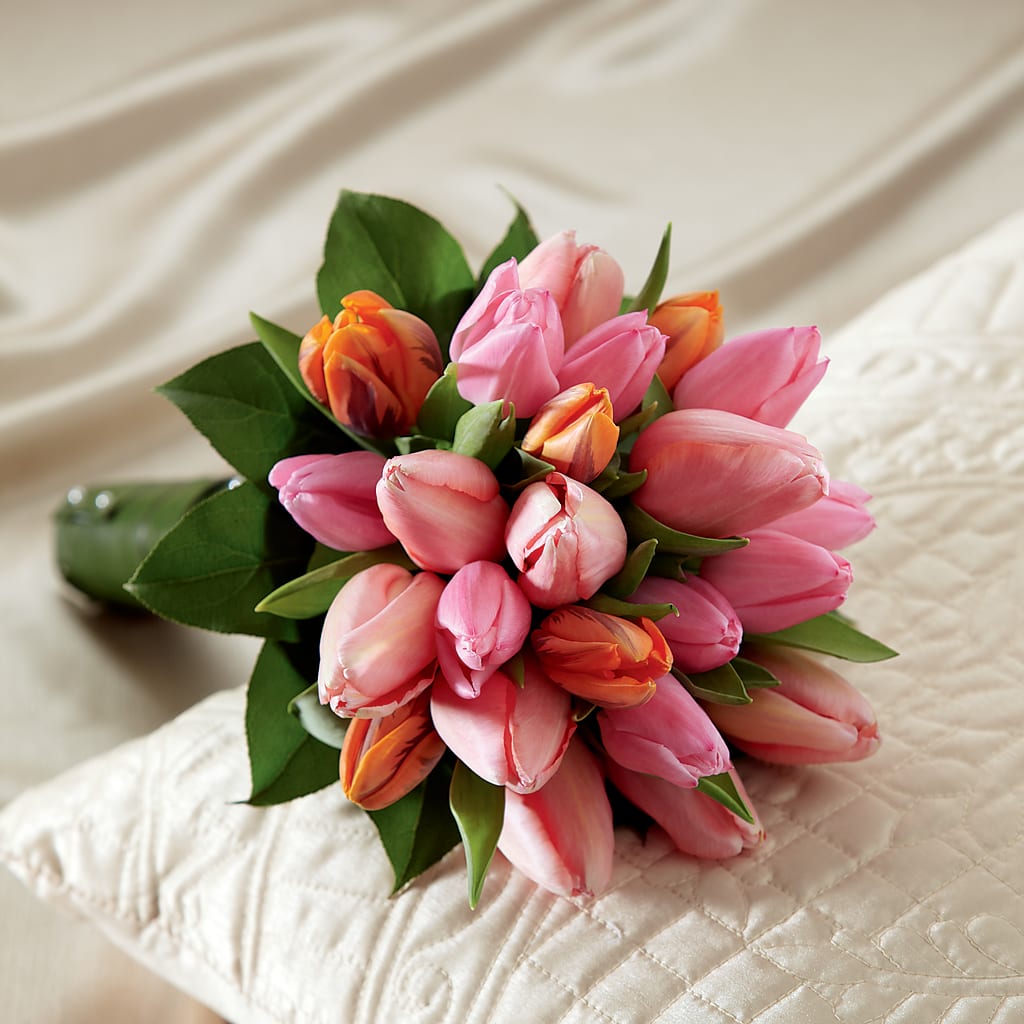 Embraceable Bouquet – Special Occasion By Ora, Independence LA