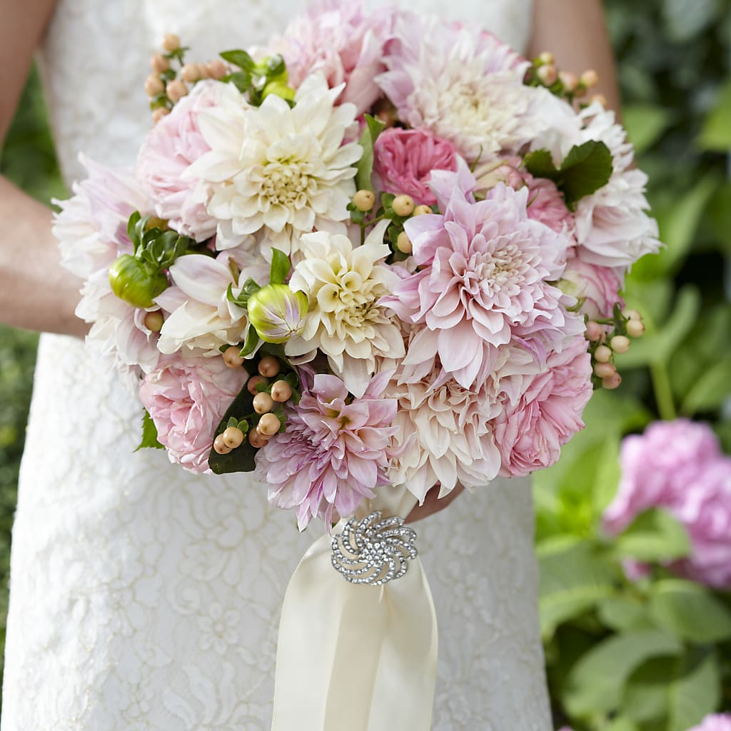 Heart's Promise Bouquet – Special Occasion By Ora, Independence LA