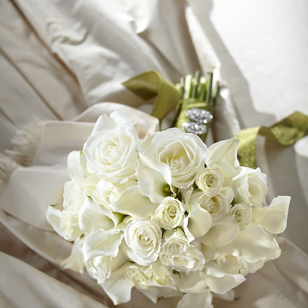Serene Highness Bouquet – Special Occasion By Ora, Independence LA