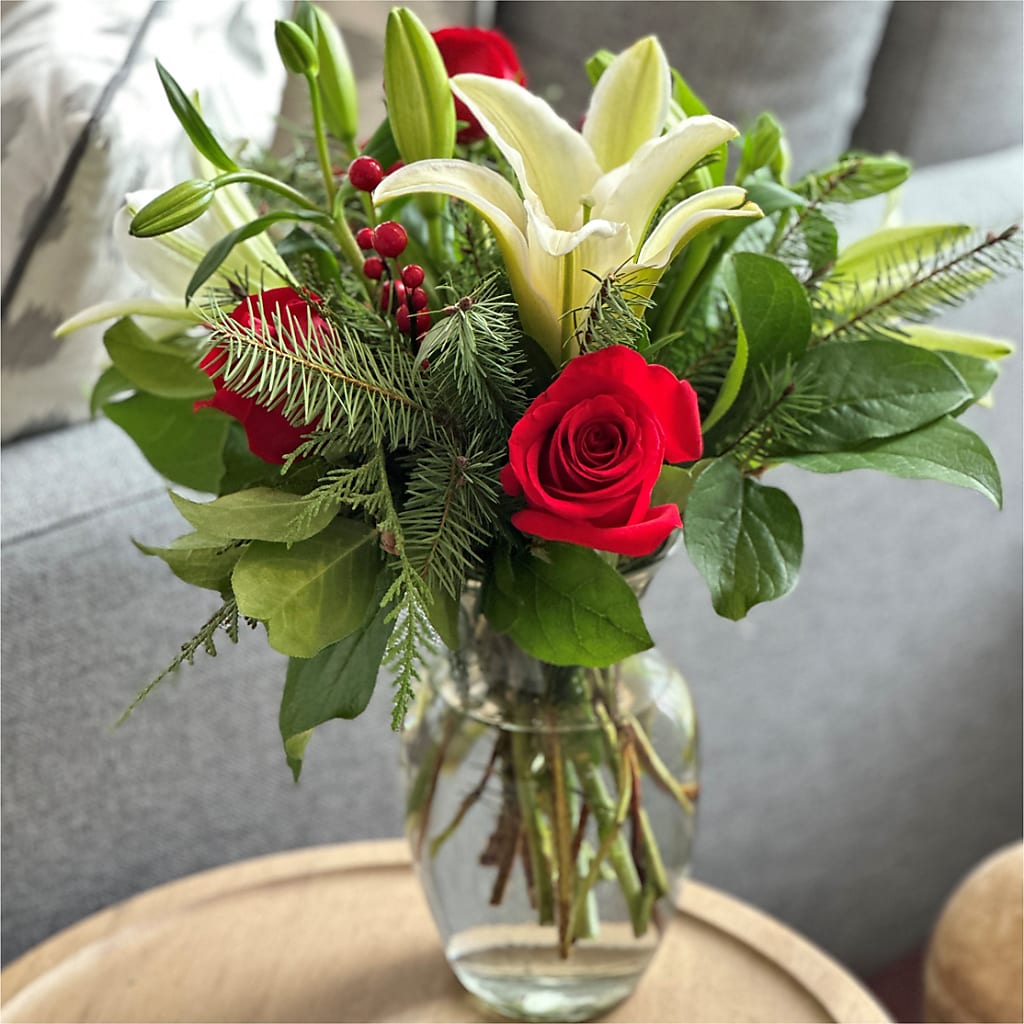 Sparkling Snowflakes Bouquet –  Special Occasion By Ora, Independence LA