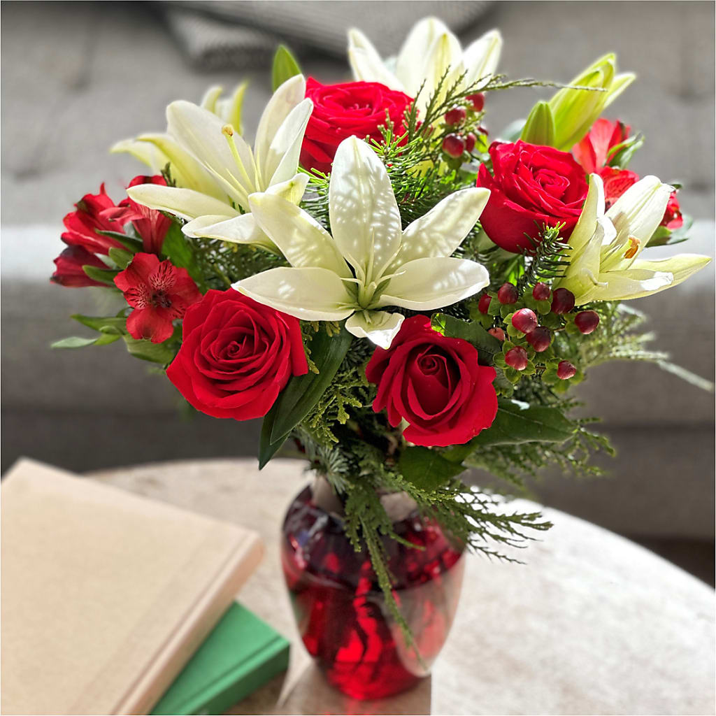 Evergreen Delight Bouquet –  Special Occasion By Ora, Independence LA