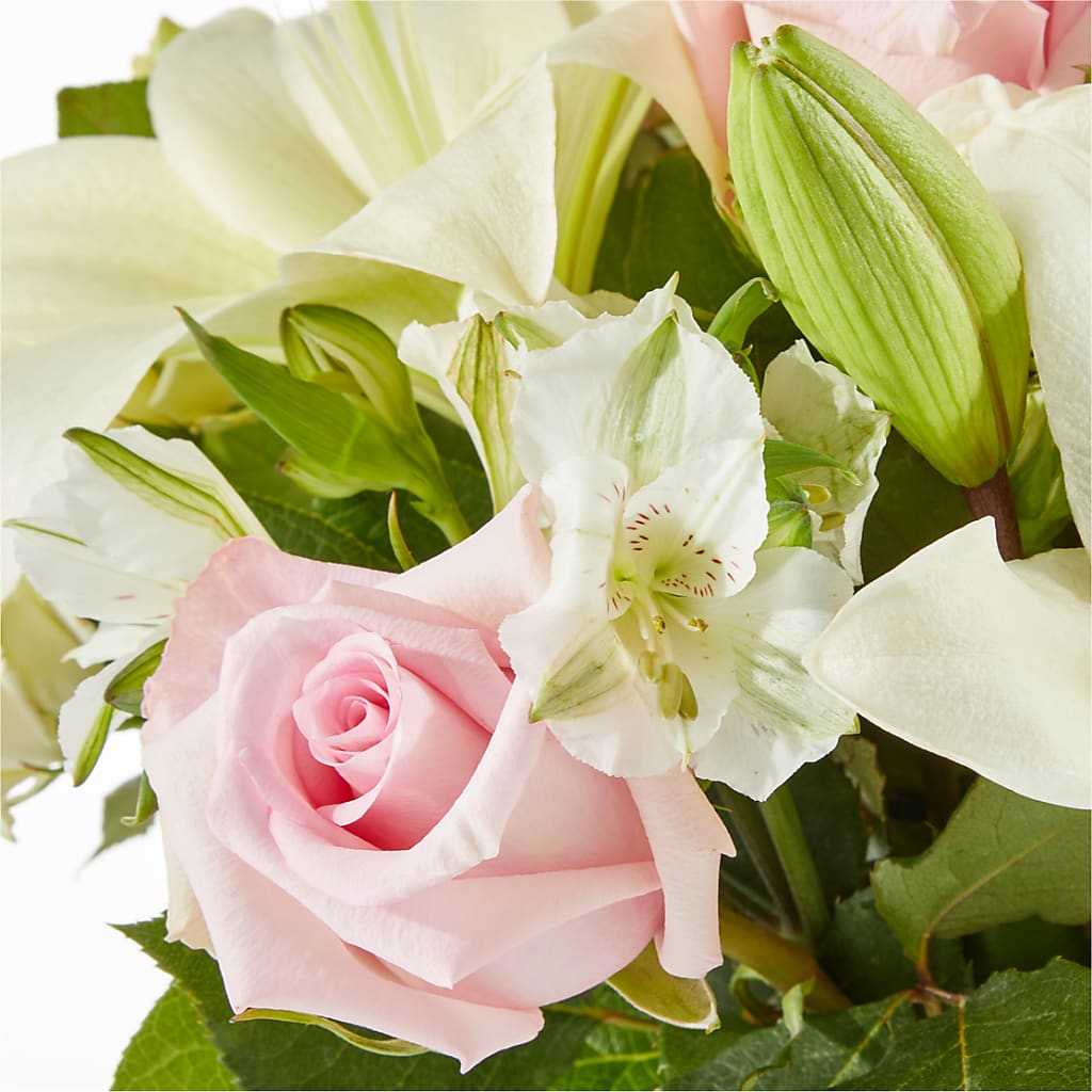 Kindhearted Bouquet –  Special Occasion By Ora, Independence LA