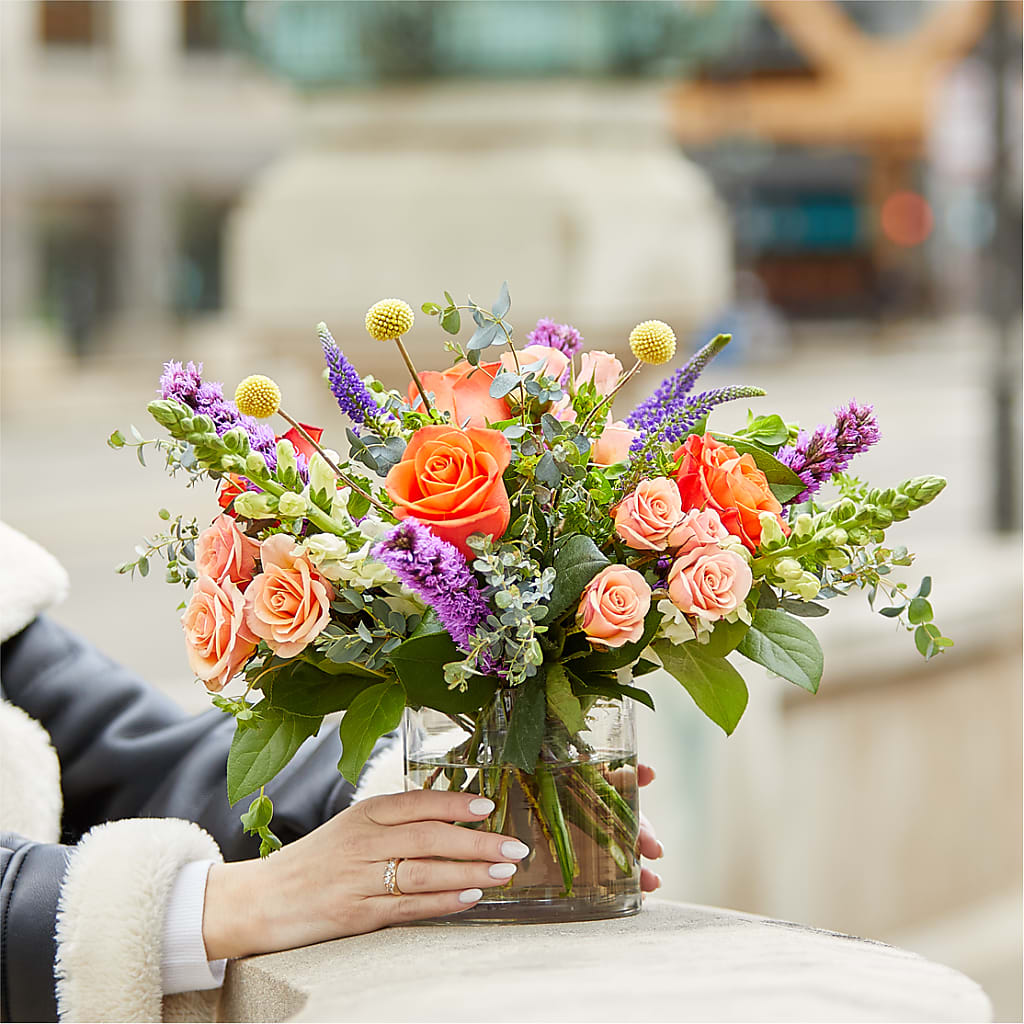 The Standout Bouquet –  Special Occasion By Ora, Independence LA