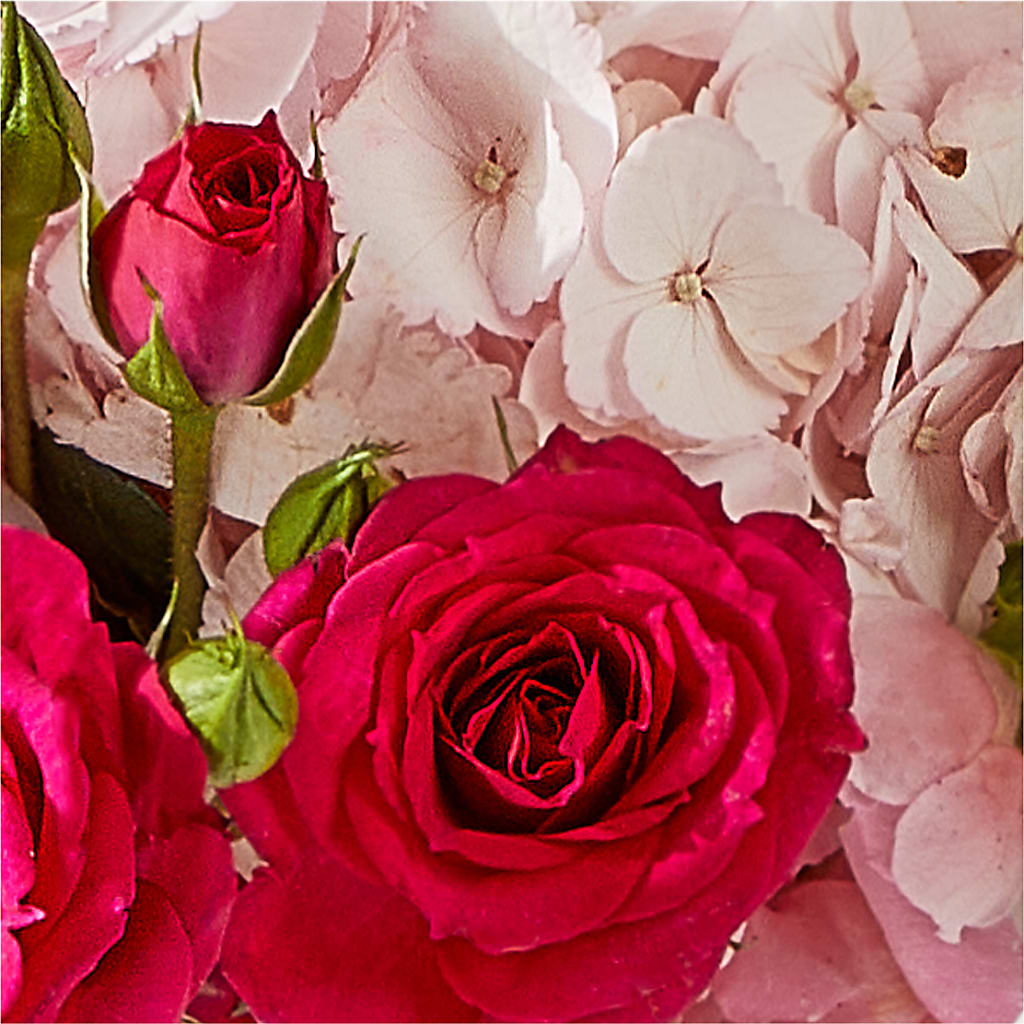 Glitz & Glam Bouquet –  Special Occasion By Ora, Independence LA